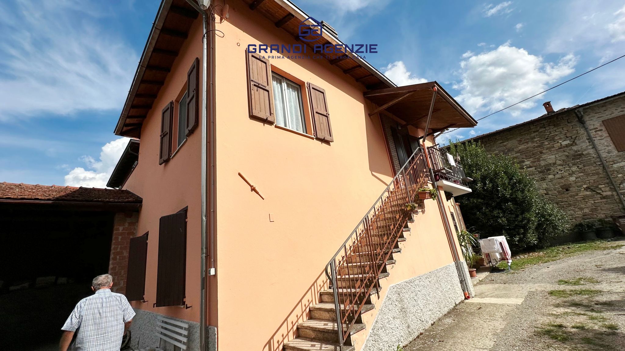 Vendita Villa a Corniglio di 191 mq  #finsubito richiedi mutuo fino 100%