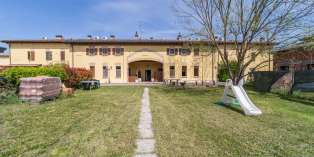 Casa in VENDITA a Parma di 115 mq