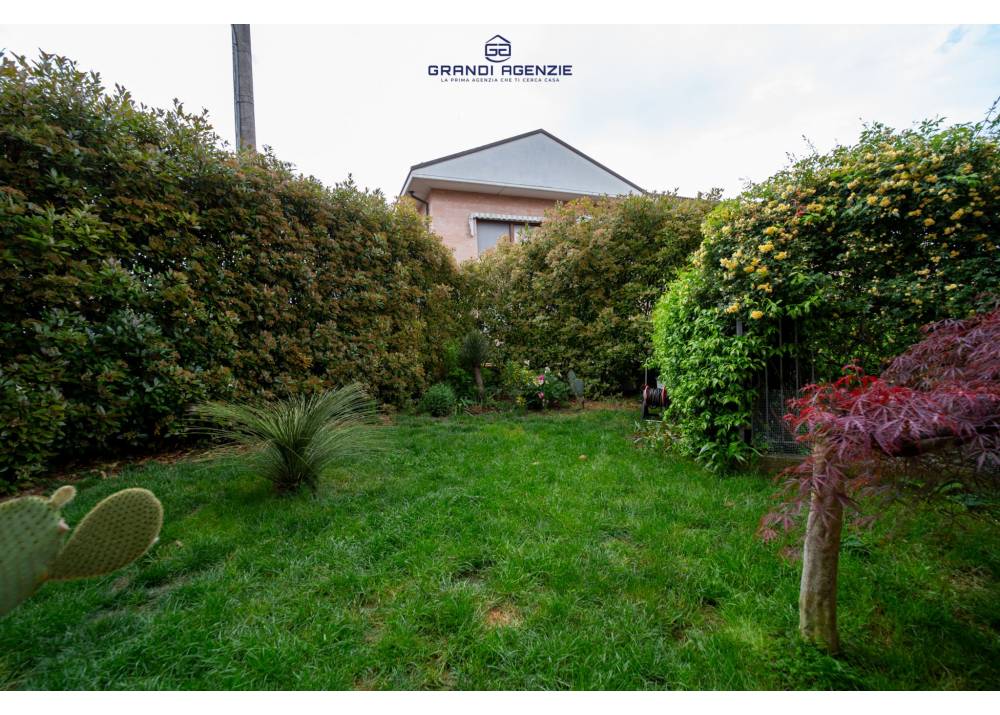 Vendita Villa a Traversetolo quadrilocale  di 211 mq
