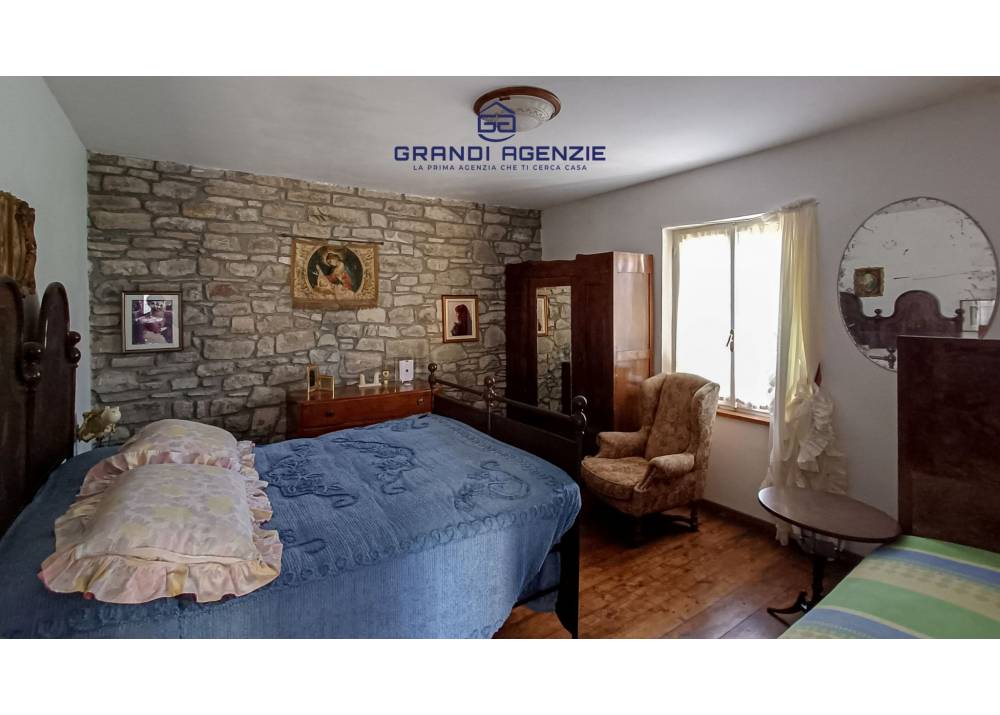 Vendita Casa Indipendente a Corniglio trilocale  di 123 mq