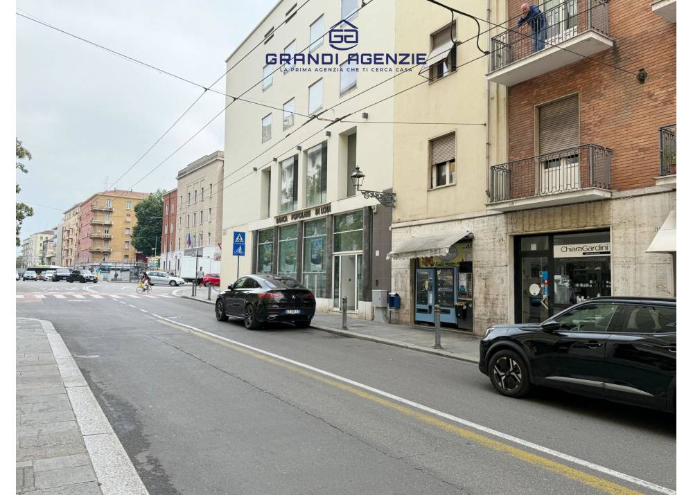 Vendita Locale Commerciale a Parma monolocale Centro storico - Stazione di 43 mq