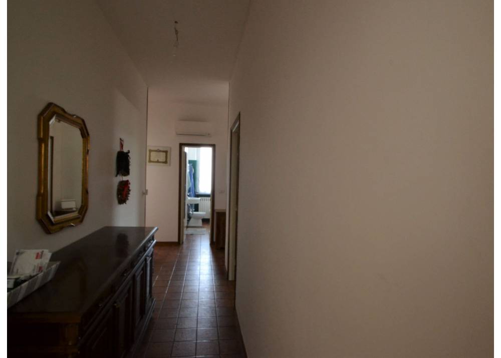 Vendita Appartamento a Parma trilocale Oltretorrente di 75 mq