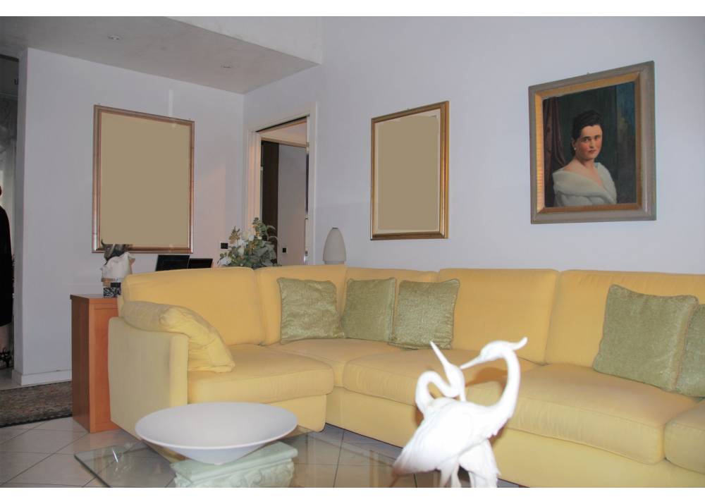 Vendita Appartamento a Parma trilocale ospedale di 81 mq