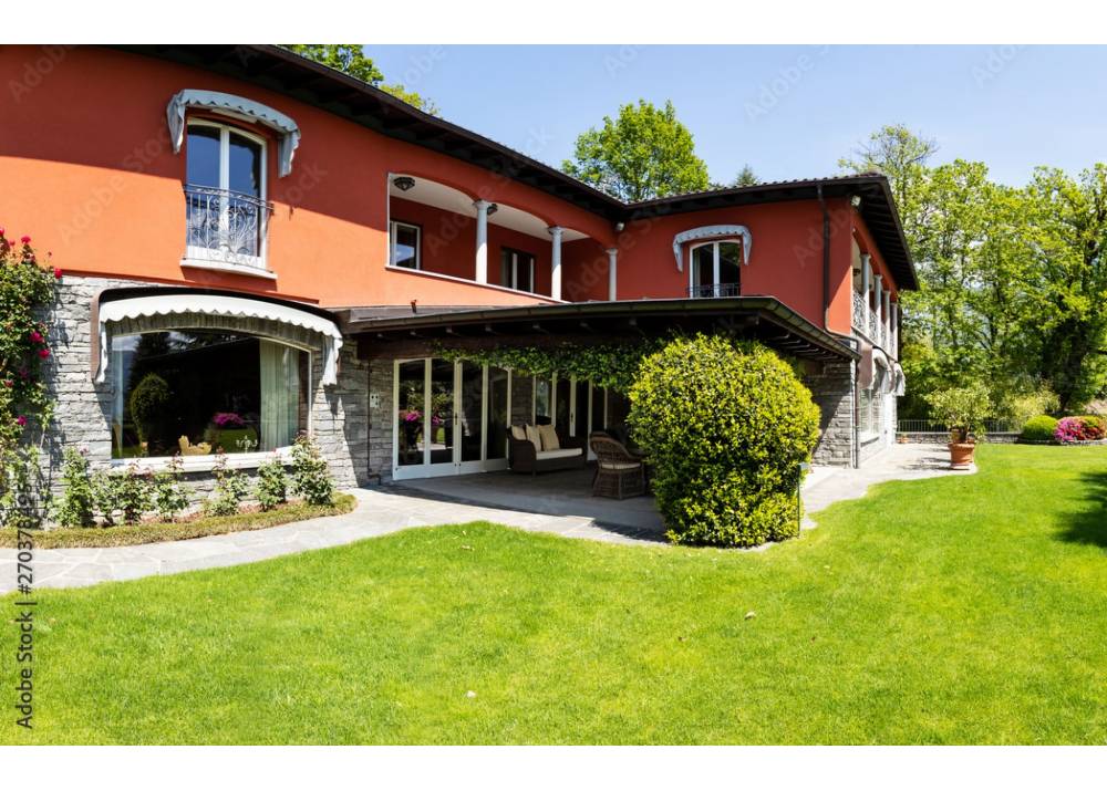 Vendita Villa a Parma quadrilocale  di 250 mq