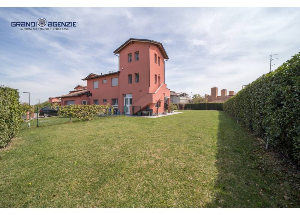 Vendita Villa a Parma   di 222 mq