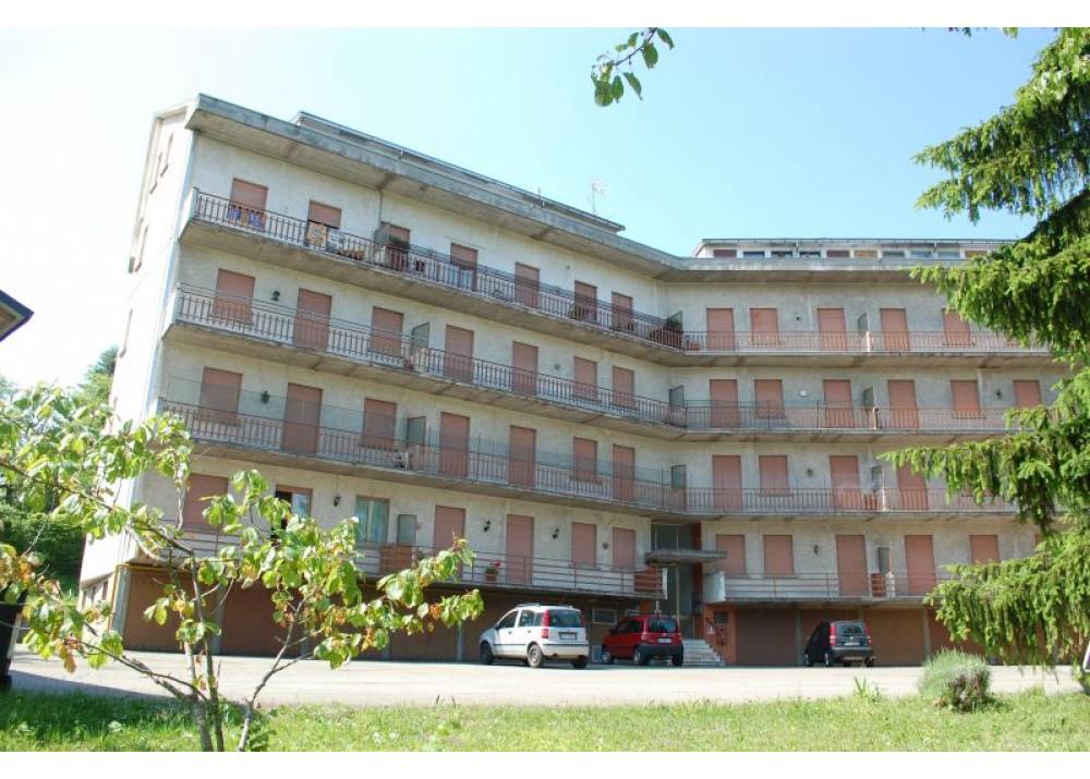 Vendita Appartamento a Tizzano Val Parma bilocale  di 65 mq