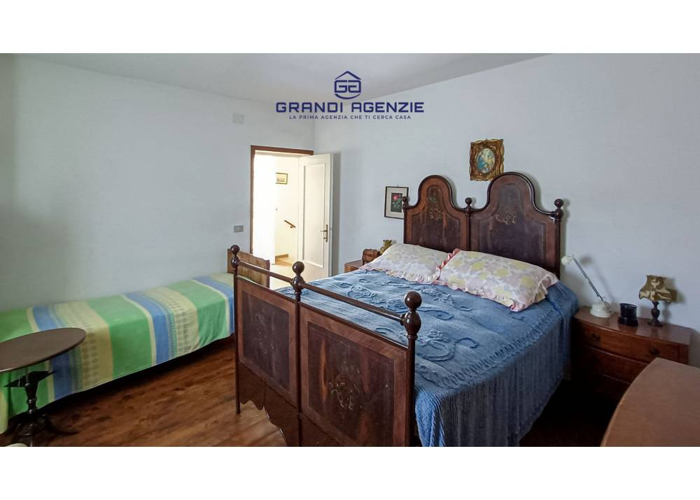Vendita Casa Indipendente a Corniglio trilocale  di 123 mq