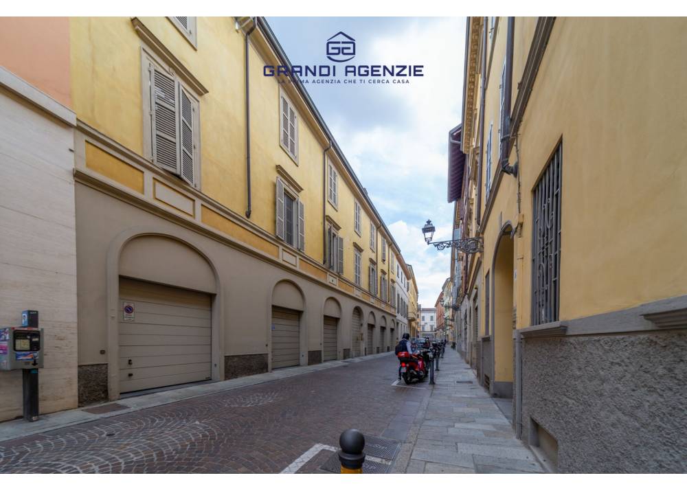 Vendita Appartamento a Parma quadrilocale centro storico di 155 mq