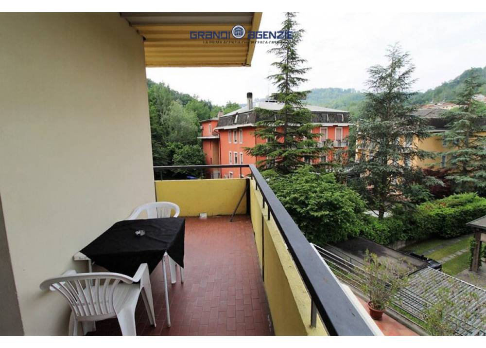 Vendita Locale Commerciale a Salsomaggiore Terme  Tabiano di 1250 mq