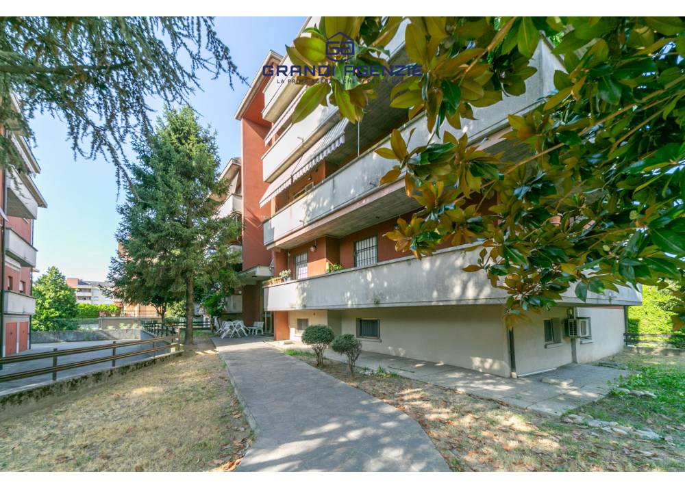Vendita Appartamento a Parma  Montanara/Parmarotta di 128 mq