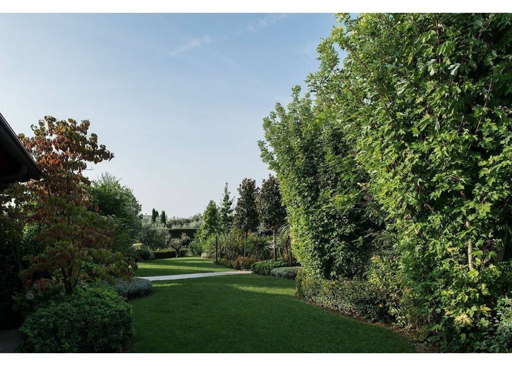 Vendita Villa a Parma quadrilocale  di 250 mq