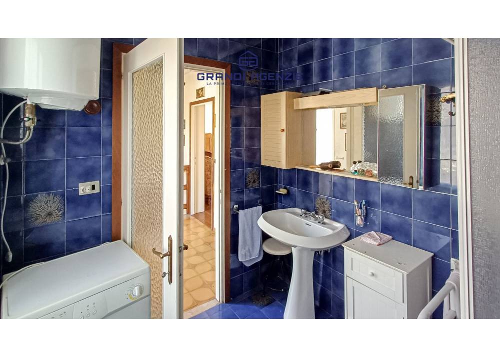 Vendita Casa Indipendente a Corniglio trilocale  di 123 mq