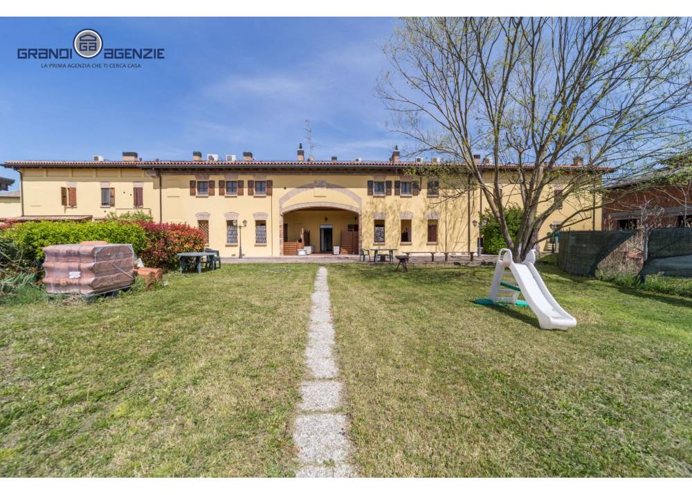 Vendita Appartamento a Parma quadrilocale  di 115 mq