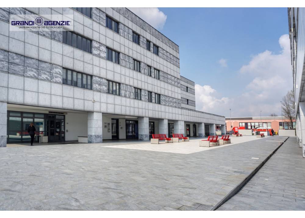 Vendita Locale Commerciale a Parma monolocale Zona Campus di 143 mq