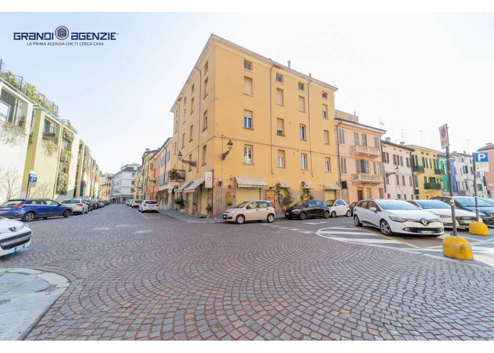 Vendita Appartamento a Parma trilocale Oltretorrente di 100 mq