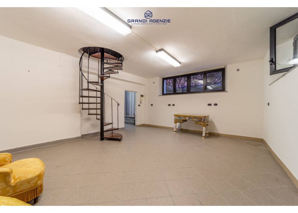 Vendita Locale Commerciale a Parma monolocale San Leonardo di 129 mq