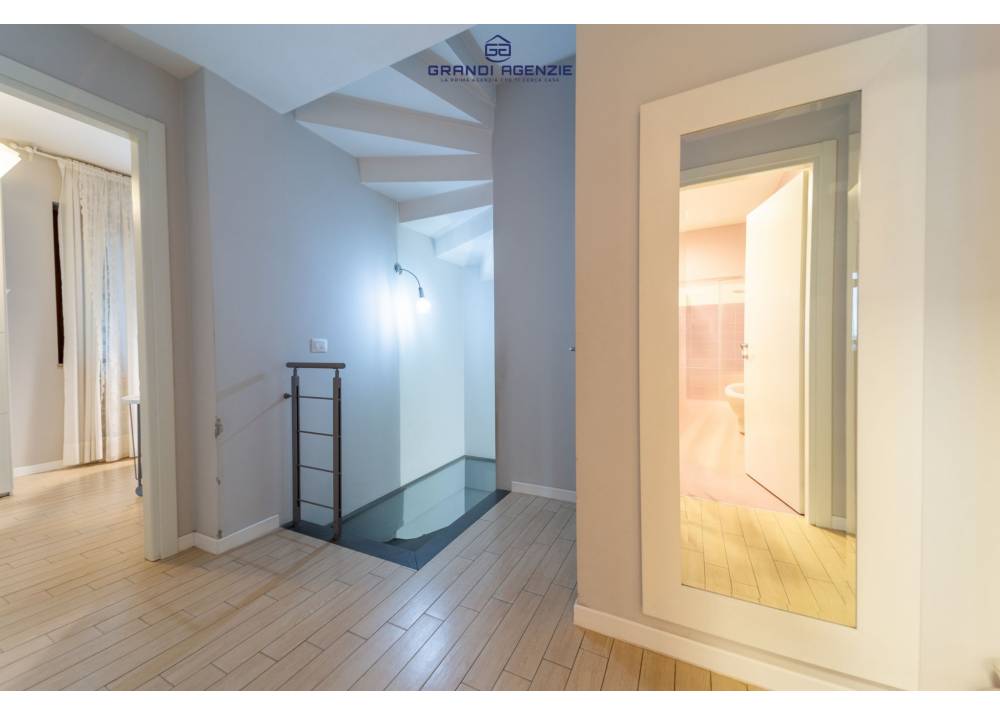 Vendita Villa a Traversetolo quadrilocale  di 211 mq