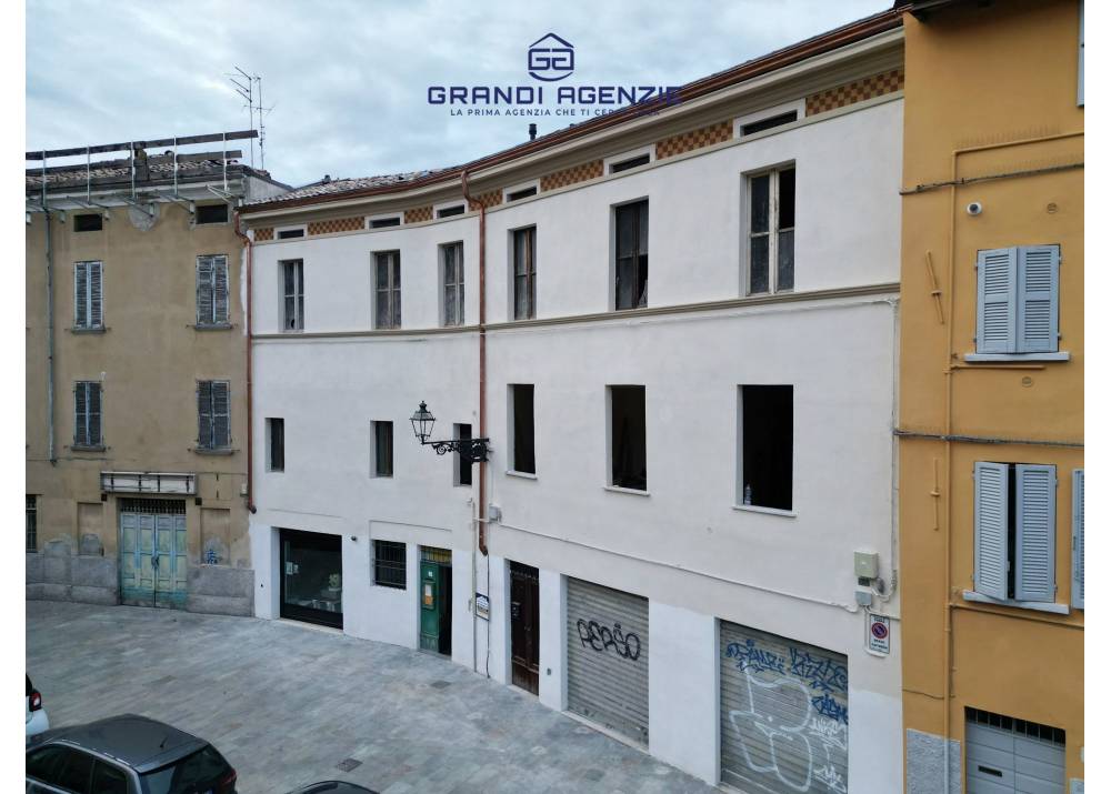 Vendita Appartamento a Parma quadrilocale Oltretorrente di 107 mq