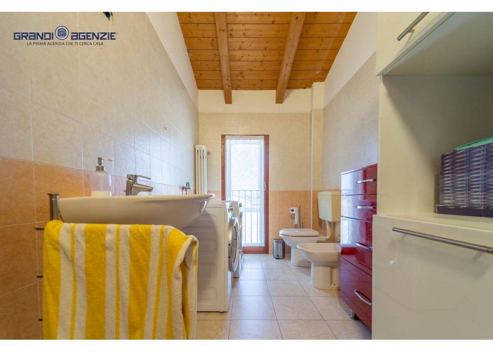 Vendita Appartamento a Montecchio Emilia quadrilocale  di 163 mq