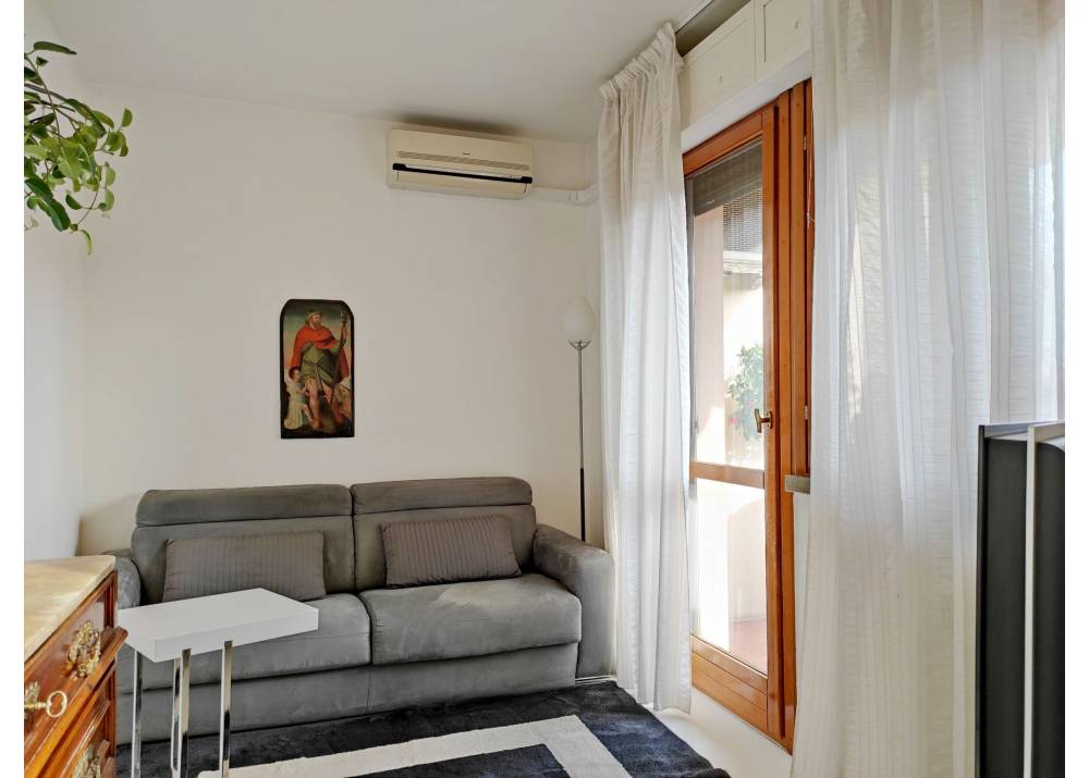 Vendita Appartamento a Parma  Q.re San Lazzaro di 277 mq