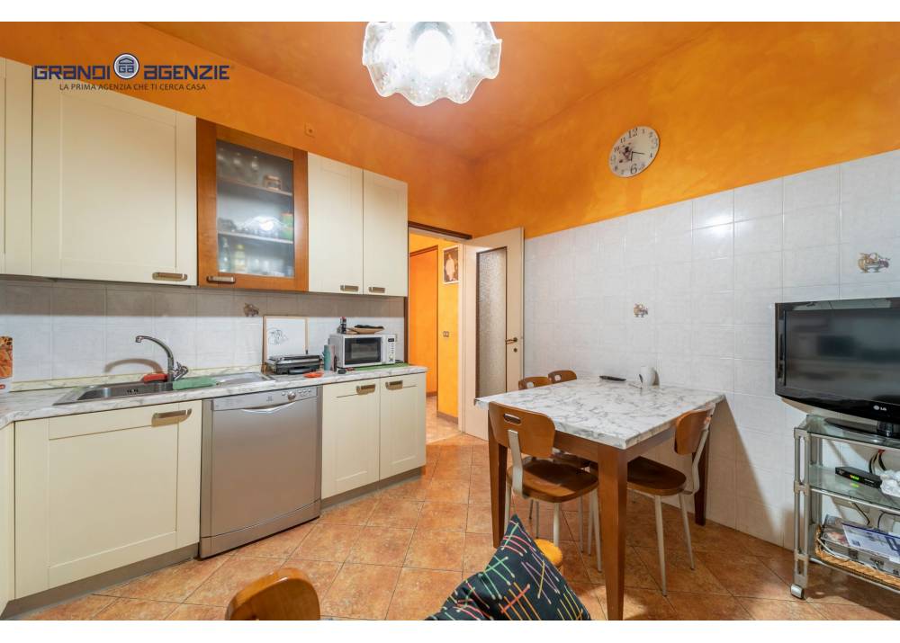 Vendita Appartamento a Parma quadrilocale  di 117 mq