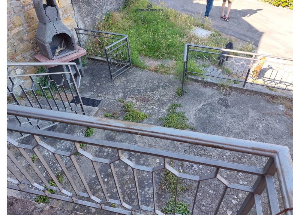 Vendita Villa a Terenzo quadrilocale  di 141 mq