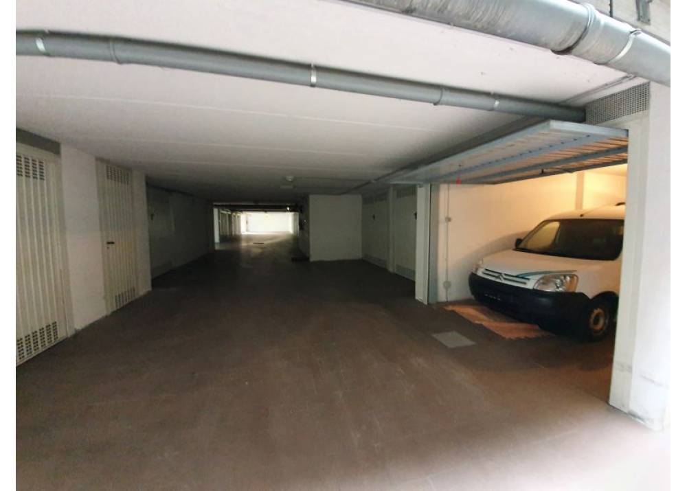 Vendita Garage a Parma monolocale San Leonardo di 22 mq