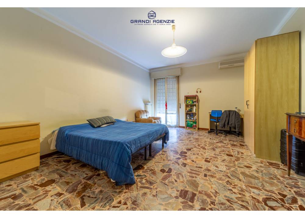 Vendita Appartamento a Parma quadrilocale Parma centro di 106 mq