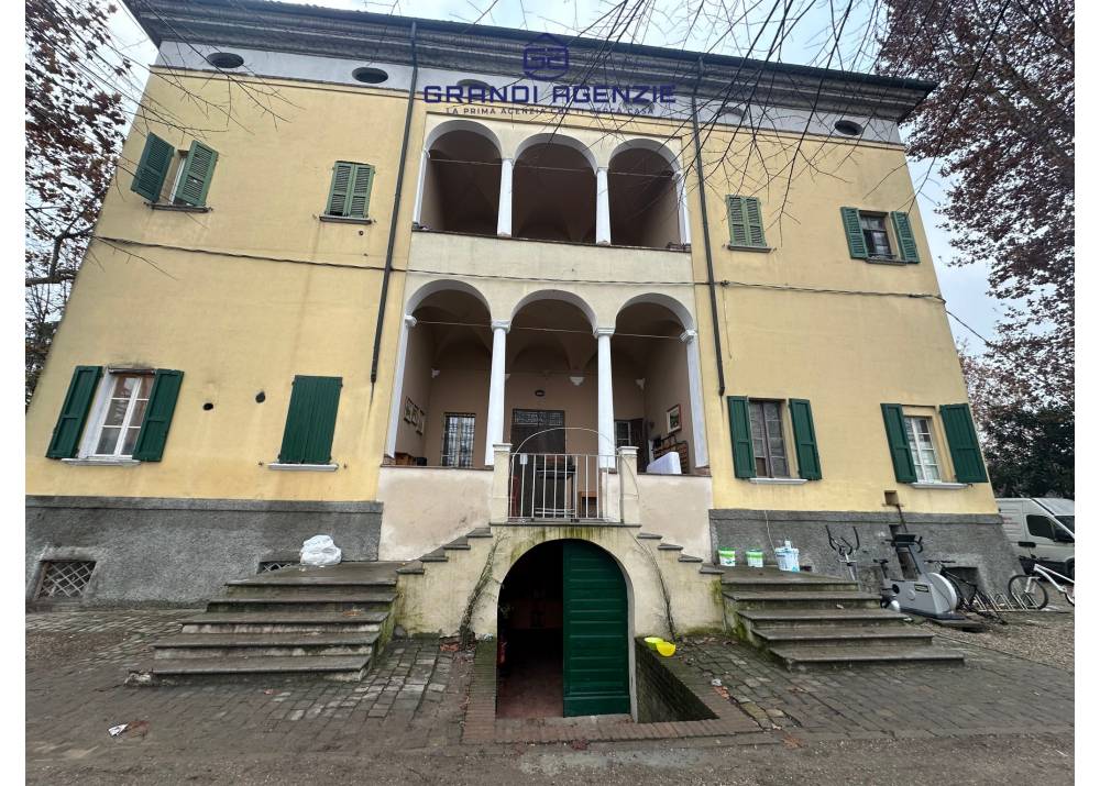 Vendita Villa a Parma  San Lazzaro di 671 mq