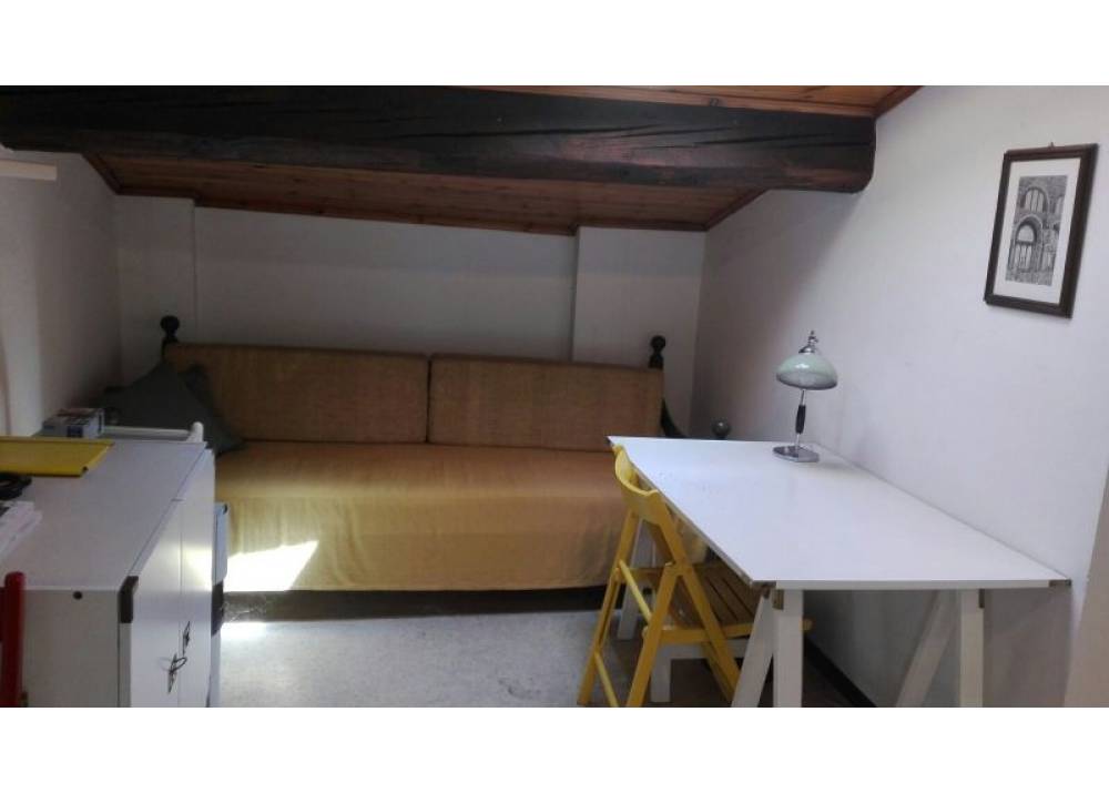 Affitto Appartamento a Parma bilocale Oltretorrente di 20 mq