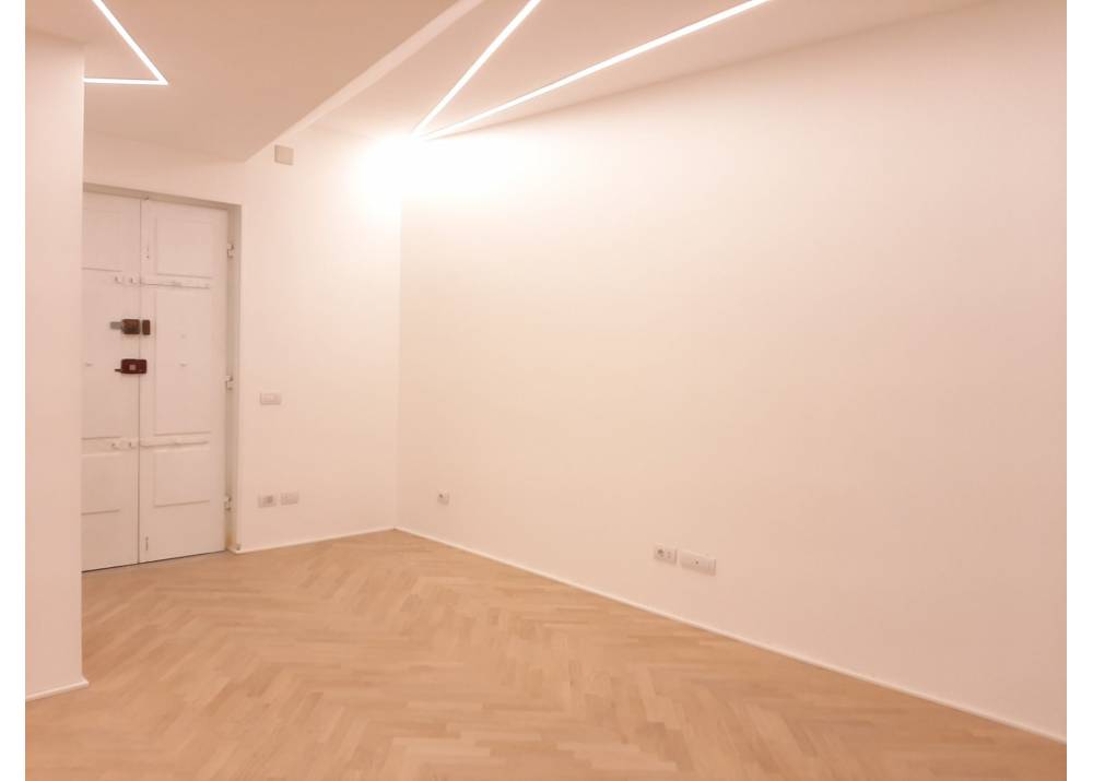 Affitto Appartamento a Parma quadrilocale Centro Storico di 140 mq