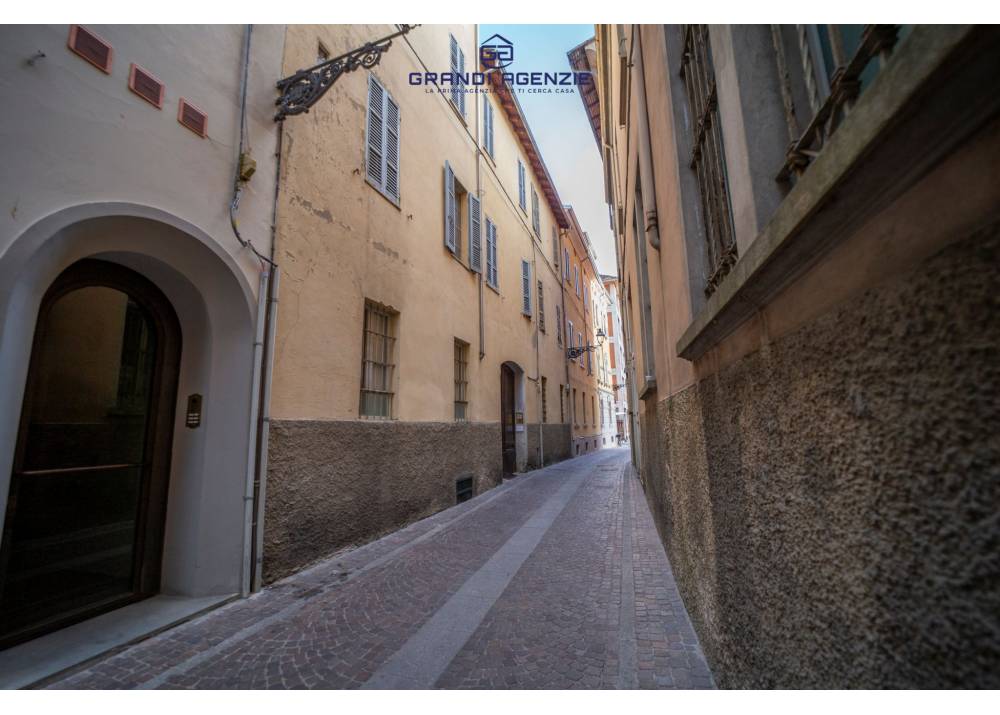 Vendita Appartamento a Parma trilocale centro storico di 125 mq
