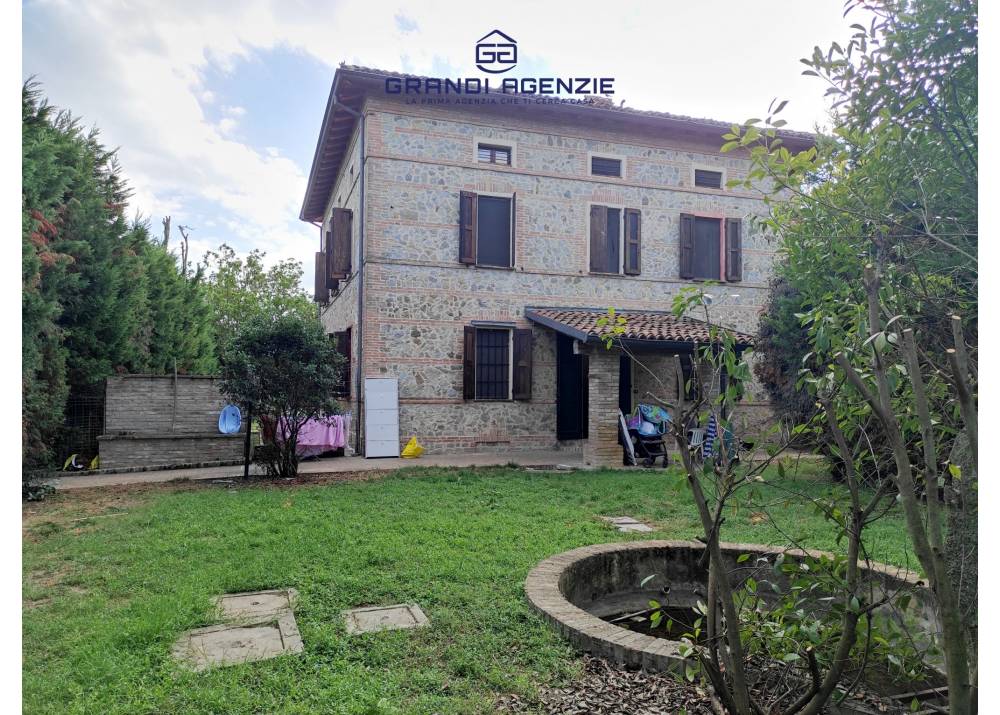 Vendita Villa a Sorbolo Mezzani   di 300 mq