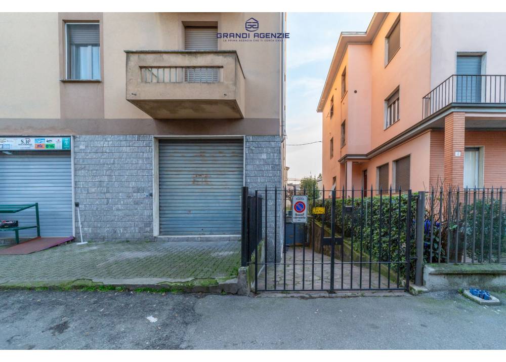 Vendita Locale Commerciale a Parma monolocale San Leonardo di 129 mq