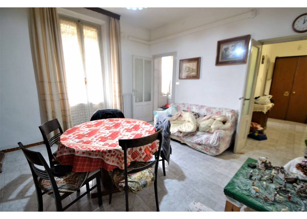 Vendita Appartamento a Parma quadrilocale Oltretorrente di 108 mq