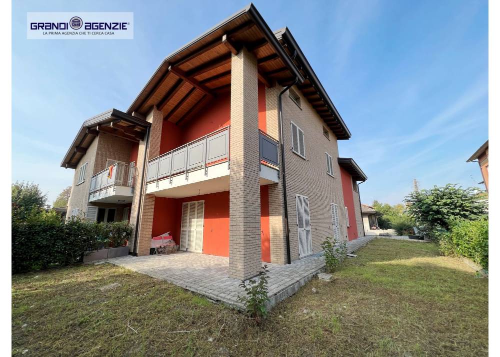 Vendita Villa a Montechiarugolo quadrilocale  di 299 mq