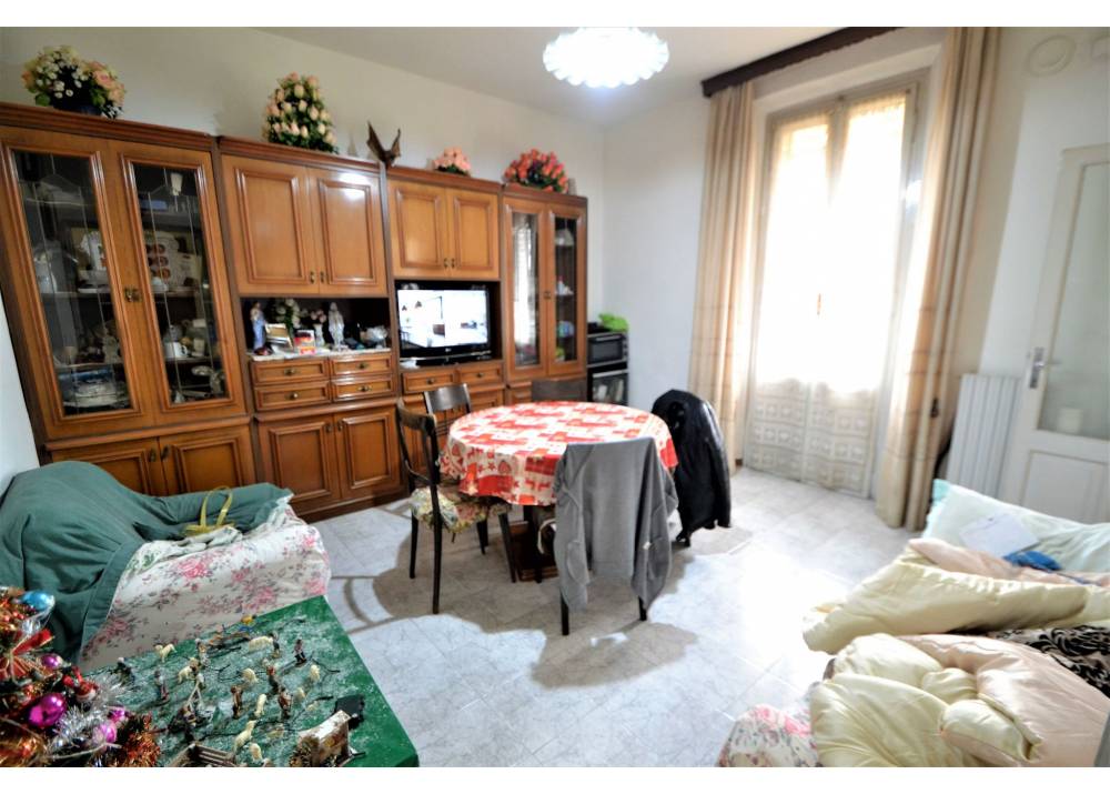 Vendita Appartamento a Parma quadrilocale Oltretorrente di 108 mq