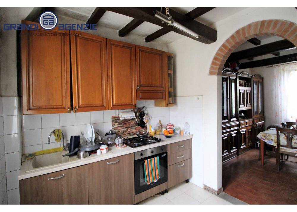 Vendita Casa Indipendente a Roccabianca quadrilocale  di 158 mq
