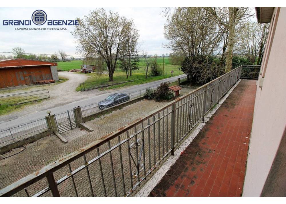 Vendita Quadrilocale a Busseto  Roncole Verdi di 140 mq