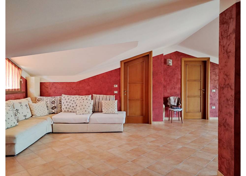 Vendita Villa a Sorbolo Mezzani quadrilocale  di 226 mq