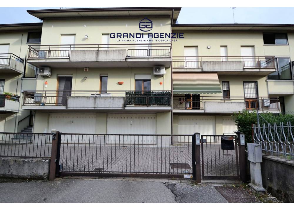 Vendita Appartamento a Montecchio Emilia trilocale  di 78 mq