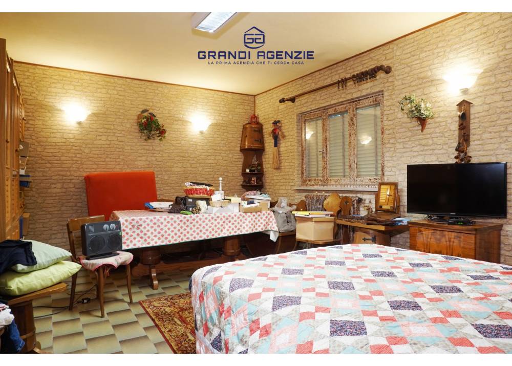 Vendita Villa a Parma  Q.re San Lazzaro di 320 mq