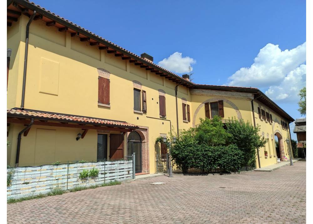 Vendita Appartamento a Parma trilocale Pizzolese di 85 mq