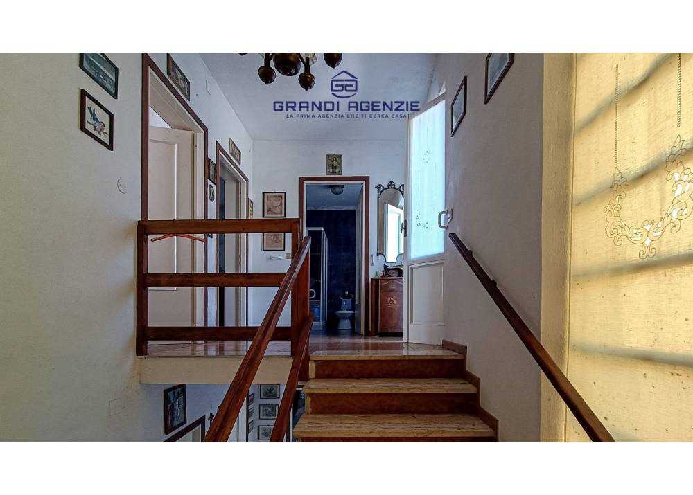 Vendita Casa Indipendente a Corniglio trilocale  di 123 mq