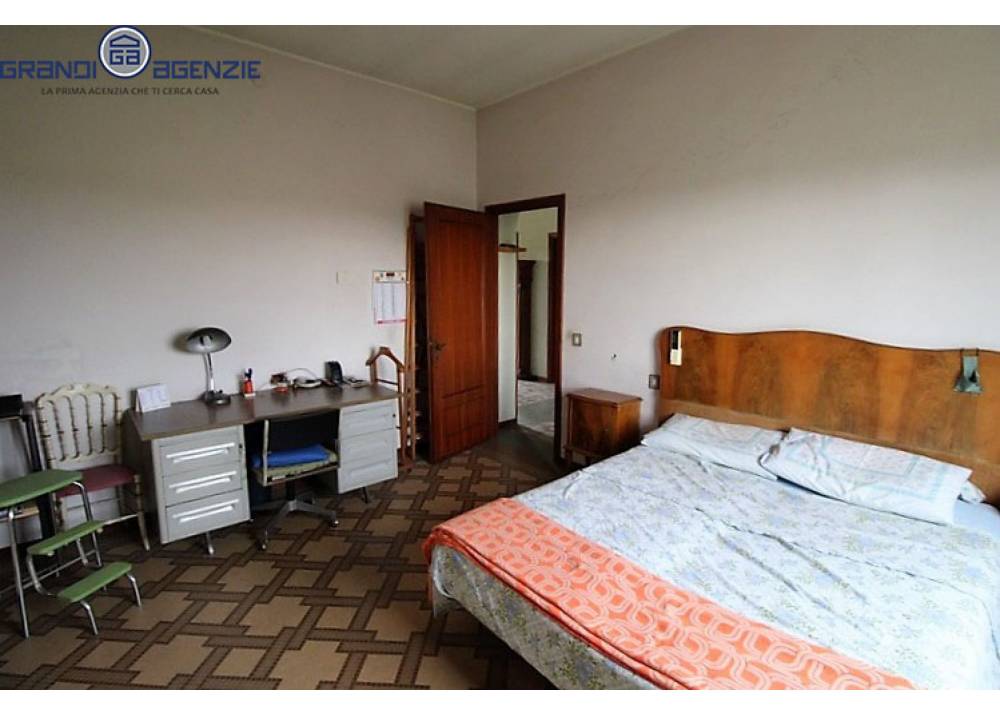 Vendita Casa Indipendente a Roccabianca quadrilocale  di 166 mq