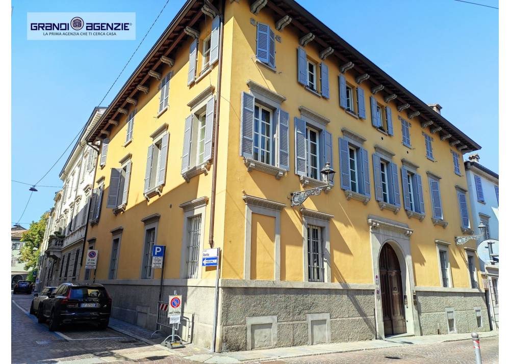 Vendita Appartamento a Parma bilocale Centro storico di 111 mq